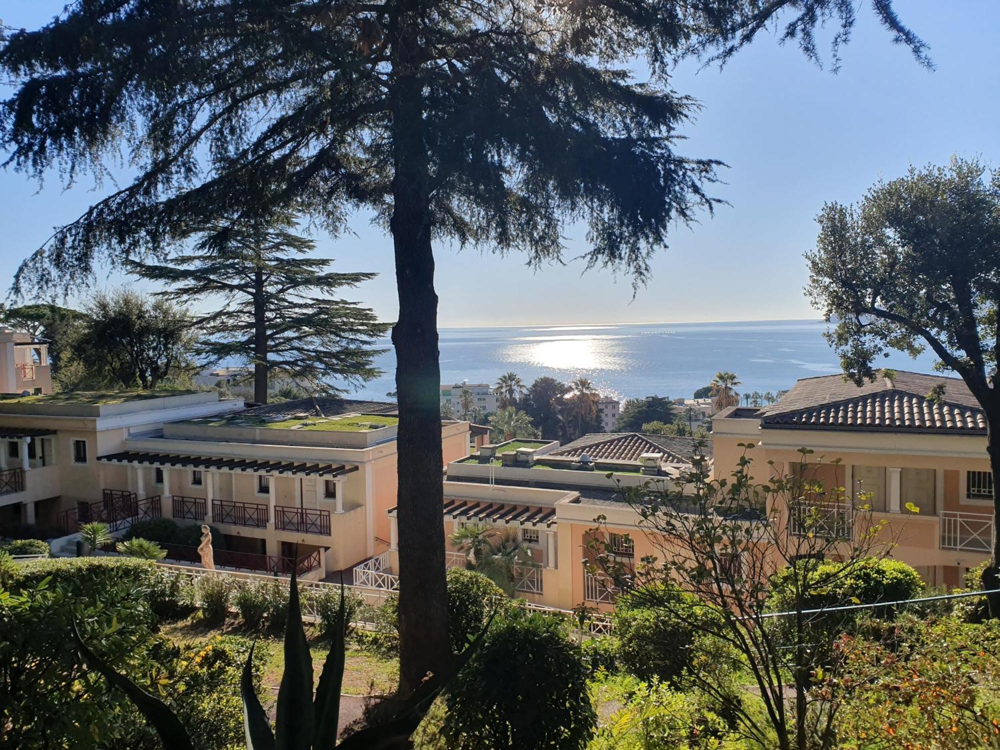 Cocon Cannois Cannes Exterior photo